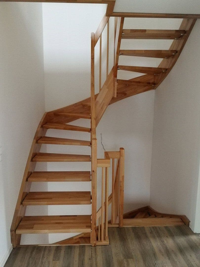 Pronájem domu 173 m², pozemek 700 m², Wunstorf, Dolní Sasko Pronájem domu 173 m², pozemek 700 m², Wunstorf, Dolní Sasko