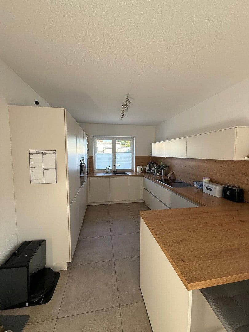 Pronájem domu 173 m², pozemek 700 m², Wunstorf, Dolní Sasko Pronájem domu 173 m², pozemek 700 m², Wunstorf, Dolní Sasko