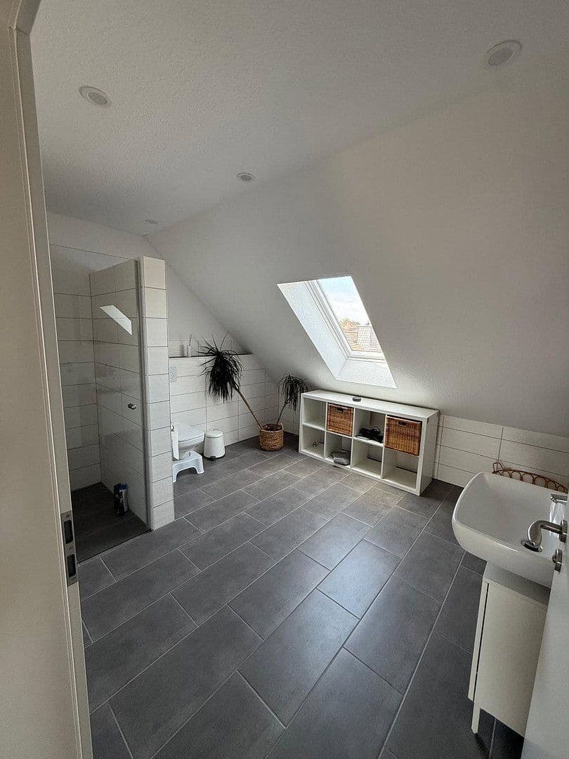 Pronájem domu 173 m², pozemek 700 m², Wunstorf, Dolní Sasko Pronájem domu 173 m², pozemek 700 m², Wunstorf, Dolní Sasko