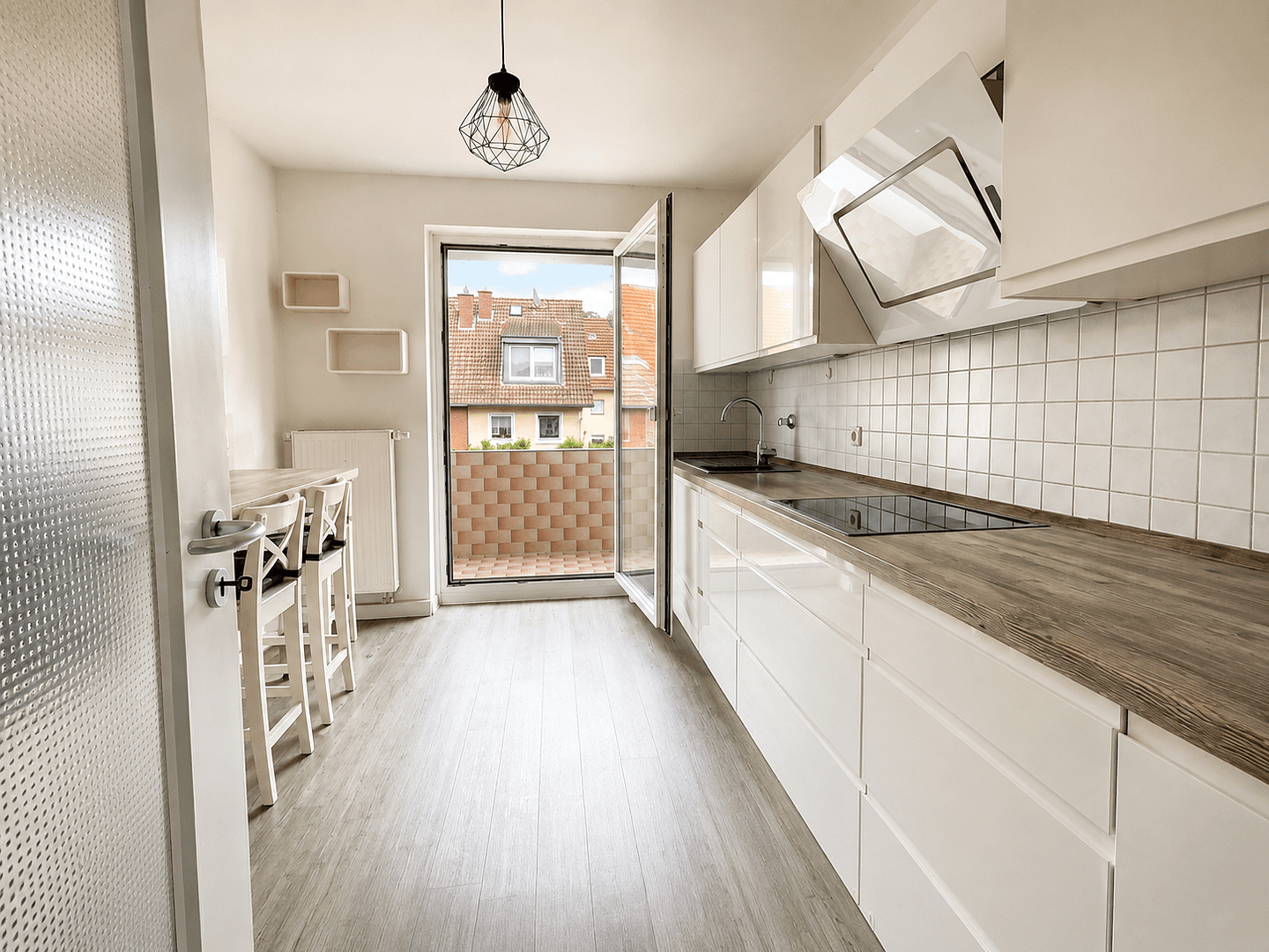 Pronájem bytu 3+1 76 m², Lehrstraße 25, Essen, Severní Porýní-Vestfálsko Pronájem bytu 3+1 76 m², Lehrstraße 25, Essen, Severní Porýní-Vestfálsko