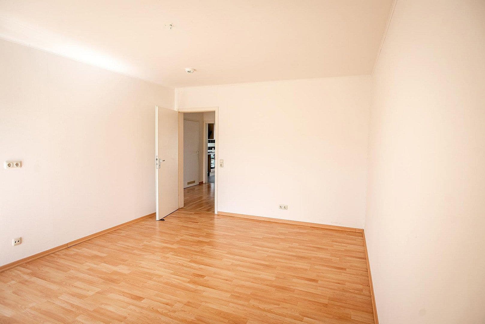 Pronájem bytu 3+1 79 m², Neunburgerstraße 20, Stamsried, Bavorsko Pronájem bytu 3+1 79 m², Neunburgerstraße 20, Stamsried, Bavorsko