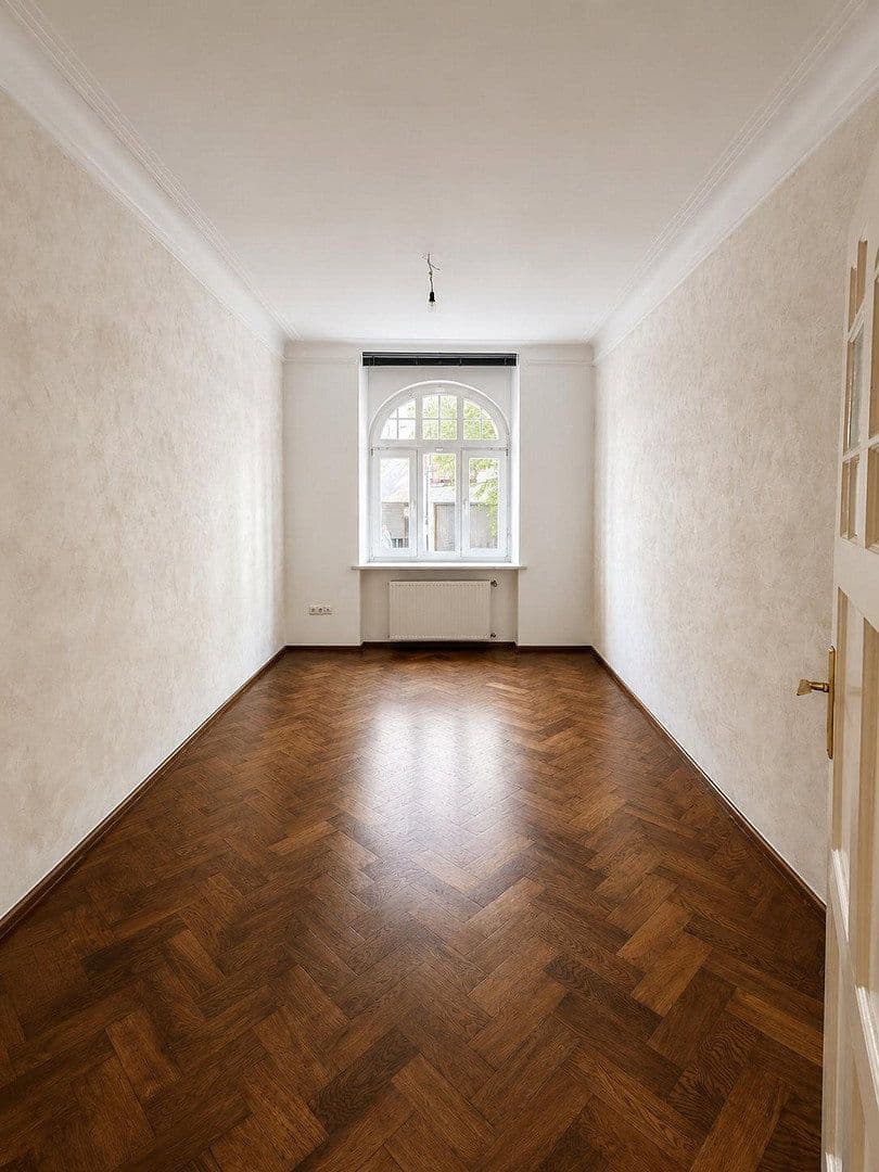 Prodej bytu 3+1 86 m², Guldeinstr. 48, München, Bavorsko Prodej bytu 3+1 86 m², Guldeinstr. 48, München, Bavorsko