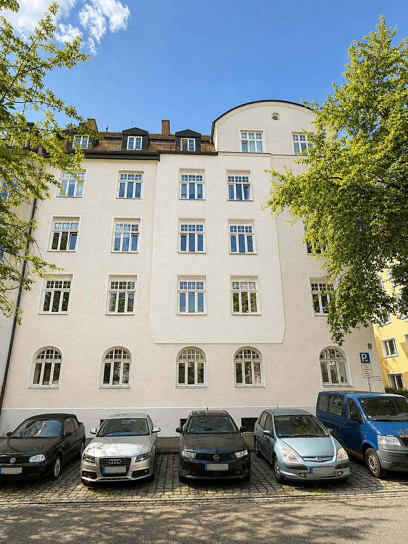 Prodej bytu 3+1 86 m², Guldeinstr. 48, München, Bavorsko Prodej bytu 3+1 86 m², Guldeinstr. 48, München, Bavorsko