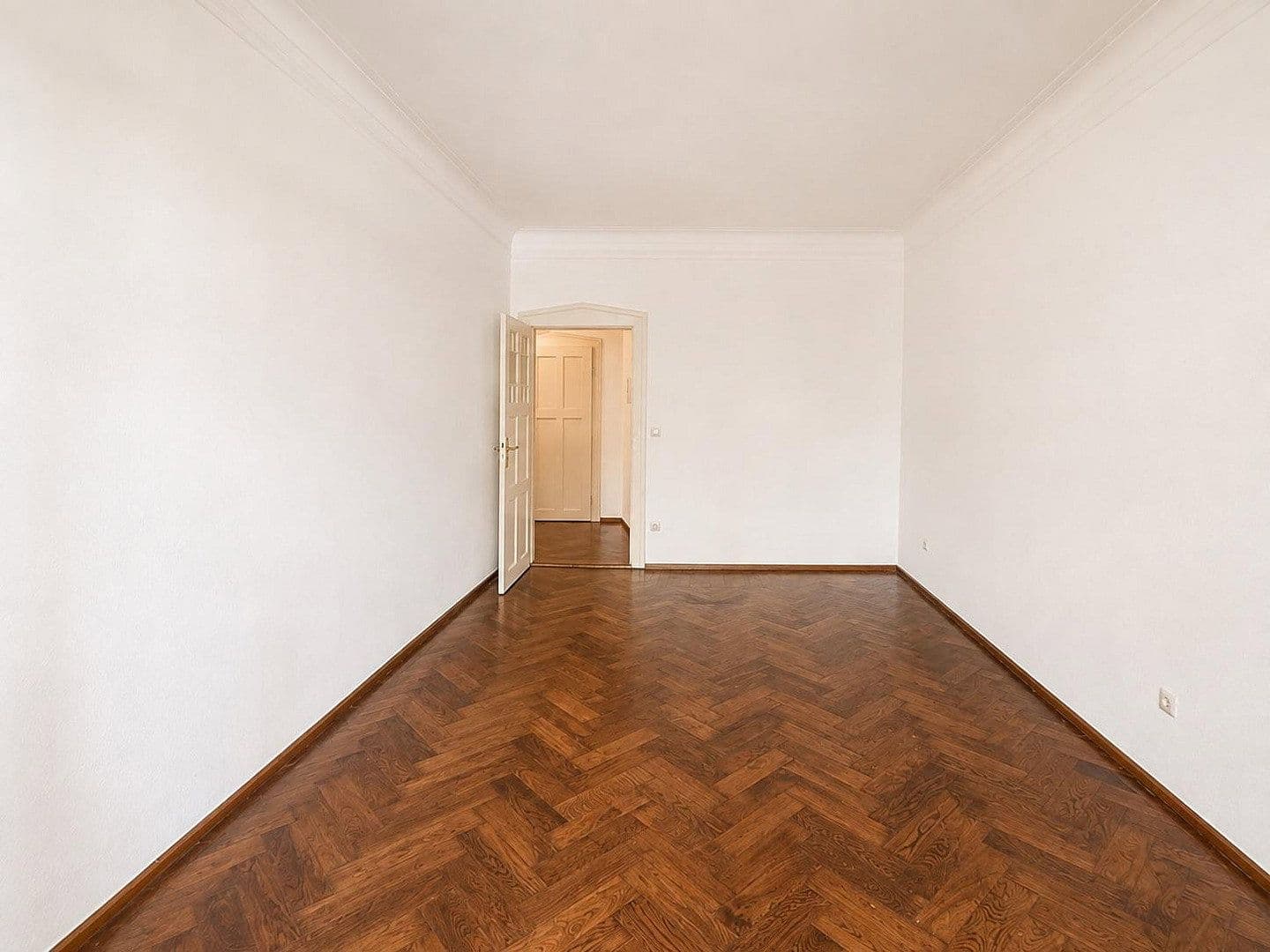 Prodej bytu 3+1 86 m², Guldeinstr. 48, München, Bavorsko Prodej bytu 3+1 86 m², Guldeinstr. 48, München, Bavorsko