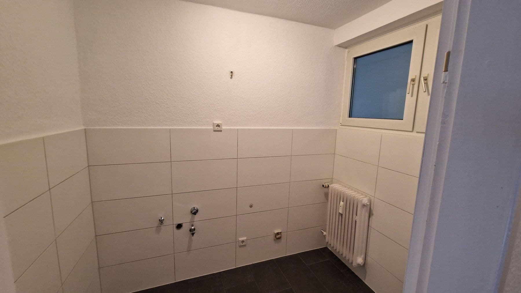 Pronájem bytu 1+1 40 m², Hohenstein 45, Wuppertal, Severní Porýní-Vestfálsko Pronájem bytu 1+1 40 m², Hohenstein 45, Wuppertal, Severní Porýní-Vestfálsko