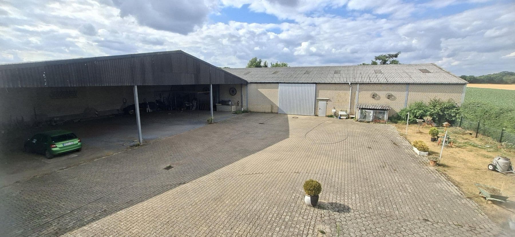 Prodej domu 273 m², pozemek 3.958 m², Grevenbroich, Severní Porýní-Vestfálsko Prodej domu 273 m², pozemek 3.958 m², Grevenbroich, Severní Porýní-Vestfálsko