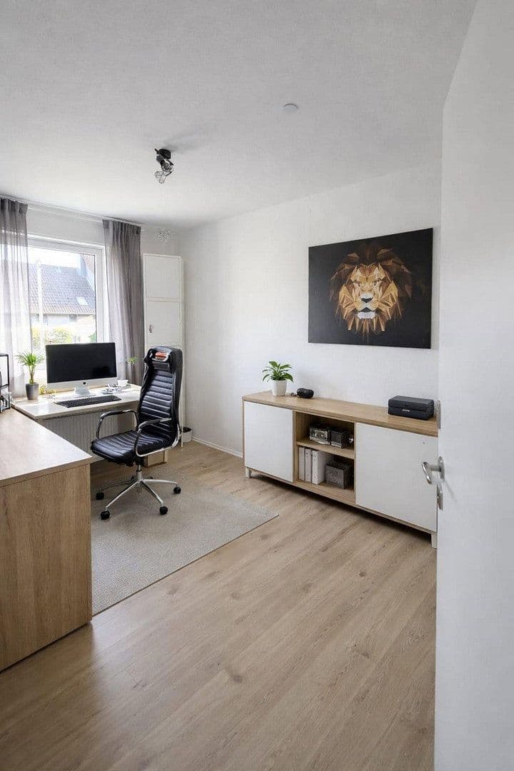 Prodej domu 138 m², pozemek 725 m², Agnes-Miegel-Weg 13, Velbert, Severní Porýní-Vestfálsko Prodej domu 138 m², pozemek 725 m², Agnes-Miegel-Weg 13, Velbert, Severní Porýní-Vestfálsko