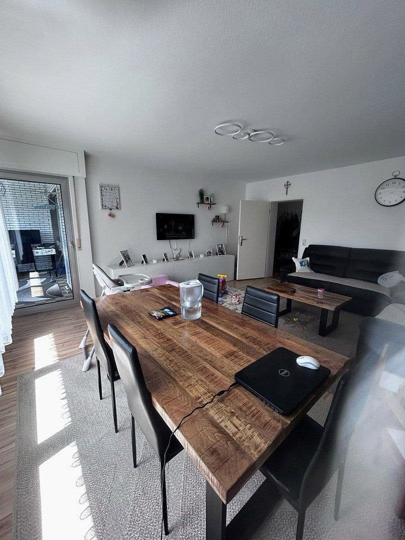 Pronájem bytu 3+1 80 m², Rodgau, Hessen Pronájem bytu 3+1 80 m², Rodgau, Hessen