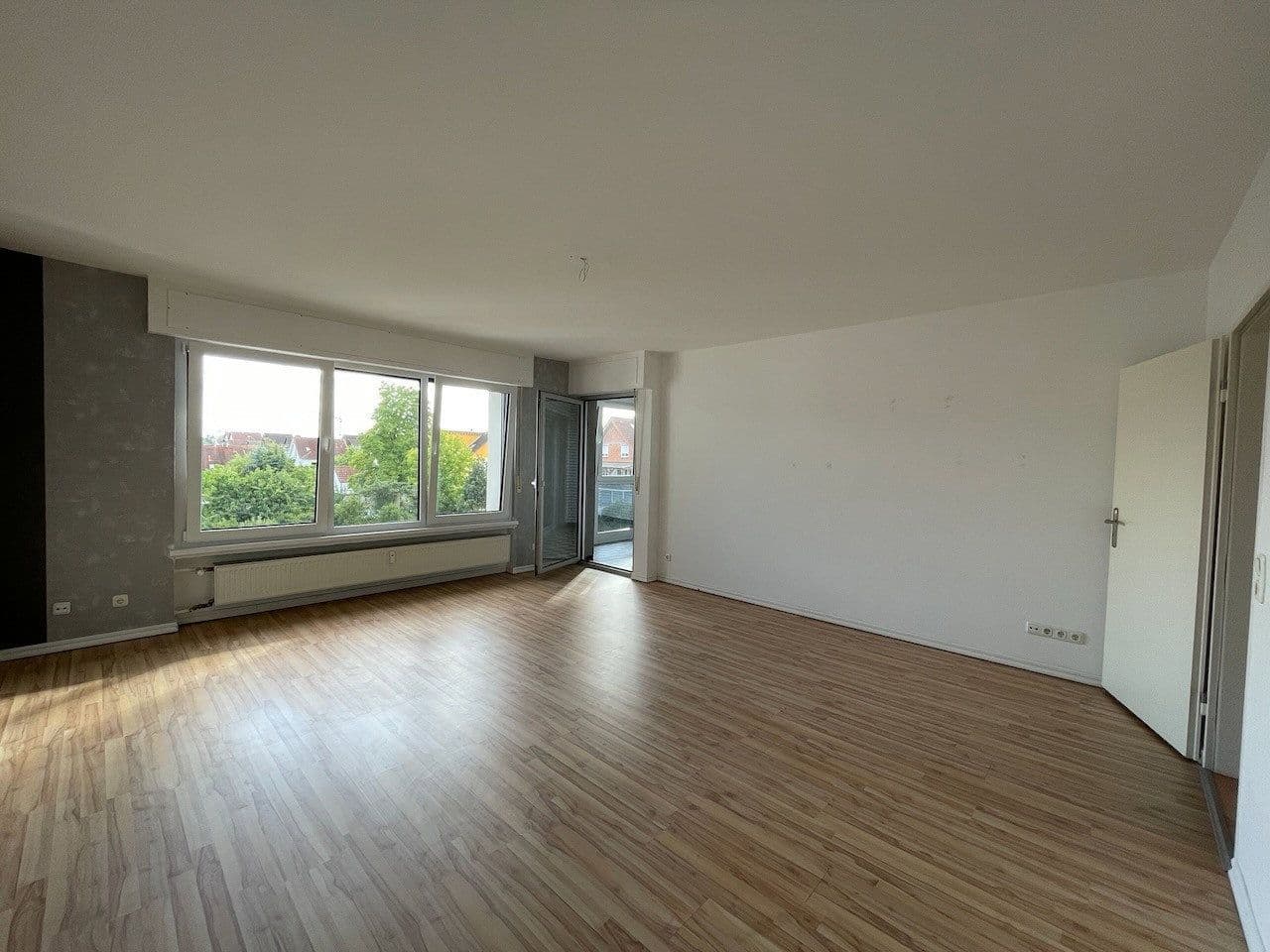 Pronájem bytu 3+1 80 m², Rodgau, Hessen Pronájem bytu 3+1 80 m², Rodgau, Hessen