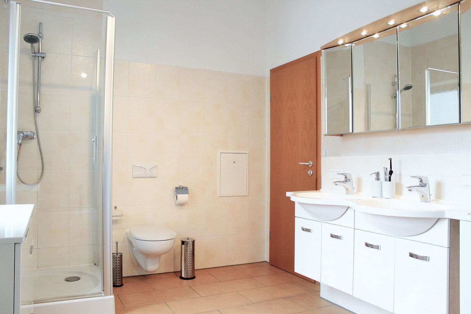 Prodej domu 120 m², pozemek 525 m², Schwäbisch Gmünd, Bádensko-Württembersko Prodej domu 120 m², pozemek 525 m², Schwäbisch Gmünd, Bádensko-Württembersko
