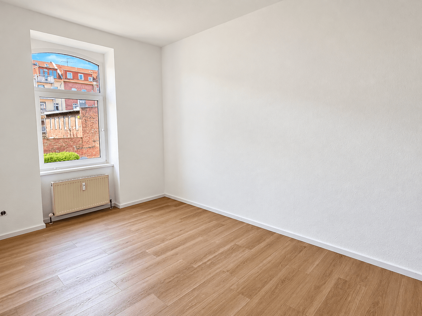 Pronájem bytu 3+1 77 m², Erfurt, Durynsko Pronájem bytu 3+1 77 m², Erfurt, Durynsko