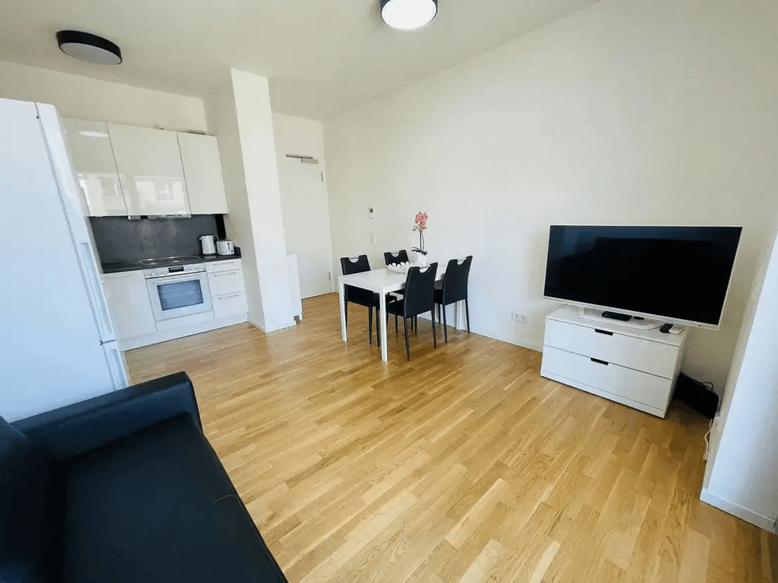 Pronájem bytu 2+1 55 m², Berlin, Berlín Pronájem bytu 2+1 55 m², Berlin, Berlín