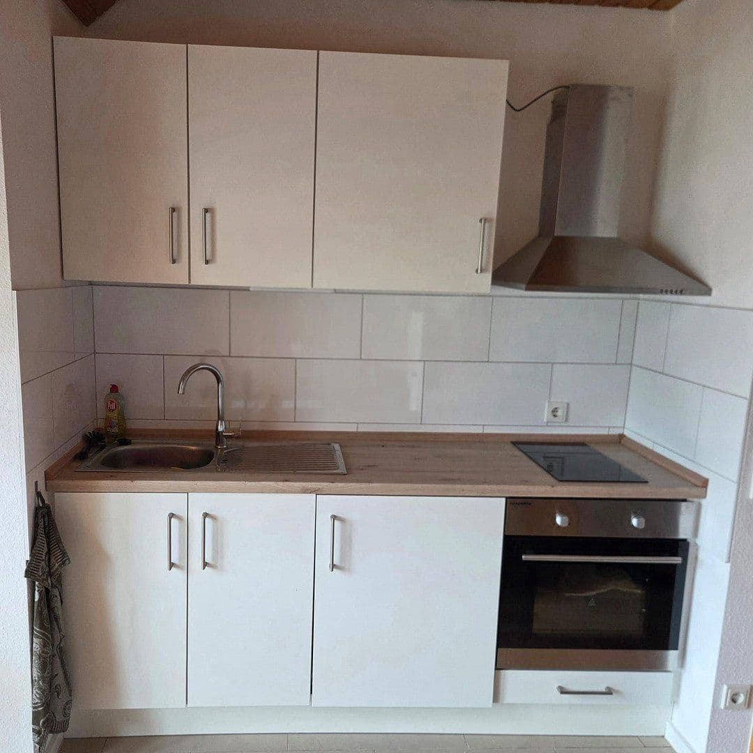 Prodej bytu 1+1 35 m², Ziegelhüttenweg 18, Taunusstein, Hessen Prodej bytu 1+1 35 m², Ziegelhüttenweg 18, Taunusstein, Hessen