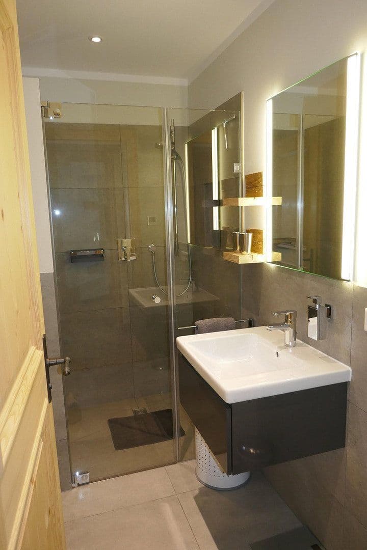 Prodej bytu 2+1 60 m², Rottach-Egern, Bavorsko Prodej bytu 2+1 60 m², Rottach-Egern, Bavorsko