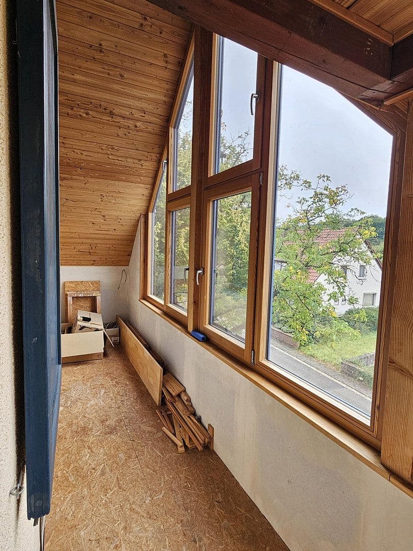 Prodej domu 264 m², pozemek 1.765 m², Niedermohr, Porýní-Falc Prodej domu 264 m², pozemek 1.765 m², Niedermohr, Porýní-Falc