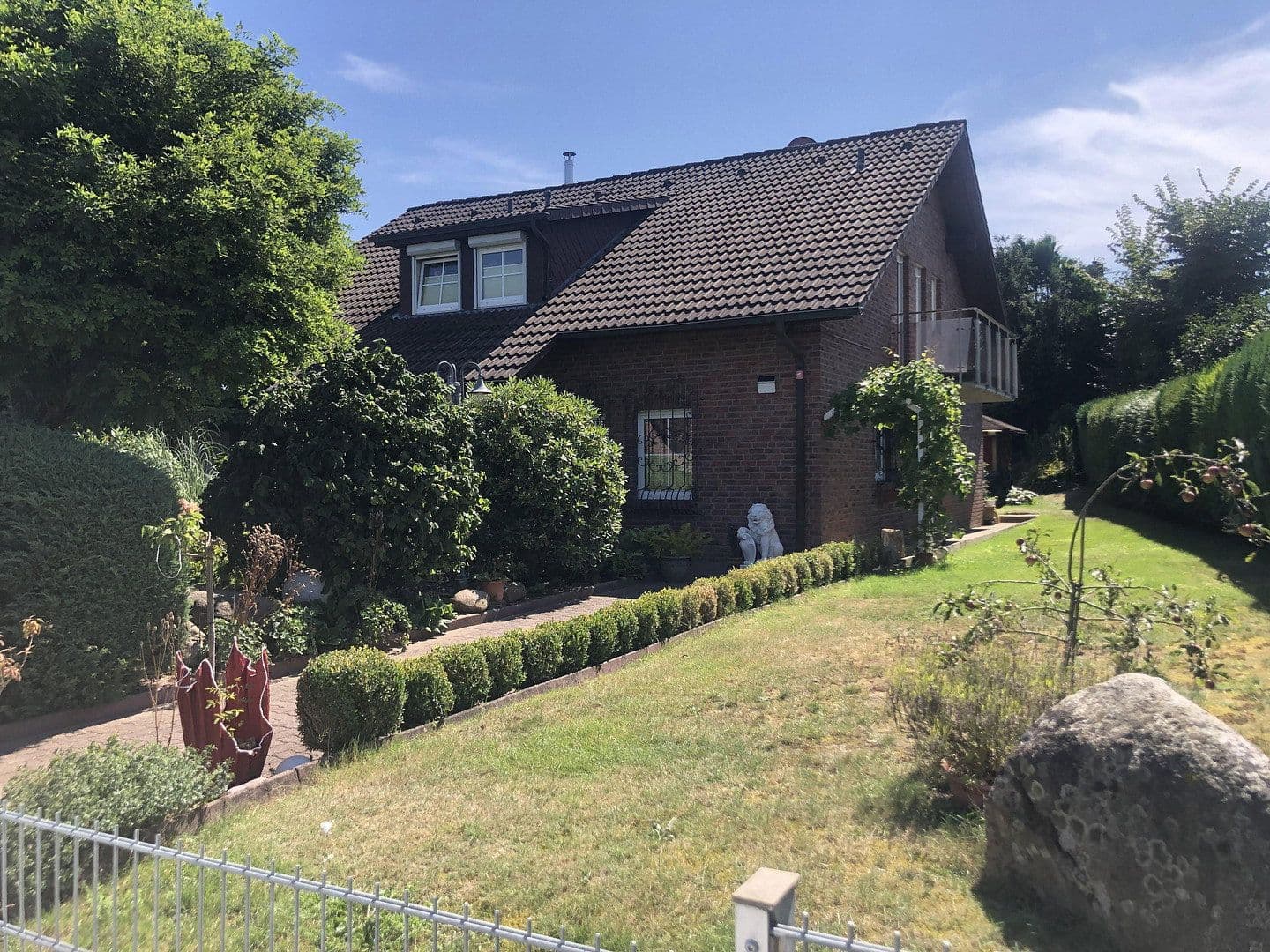 Prodej domu 157 m², pozemek 789 m², Amelinghausen, Dolní Sasko Prodej domu 157 m², pozemek 789 m², Amelinghausen, Dolní Sasko