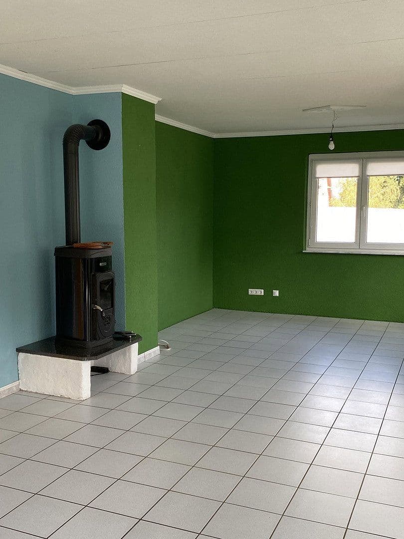 Prodej domu 140 m², pozemek 590 m², Cleebronn, Bádensko-Württembersko Prodej domu 140 m², pozemek 590 m², Cleebronn, Bádensko-Württembersko