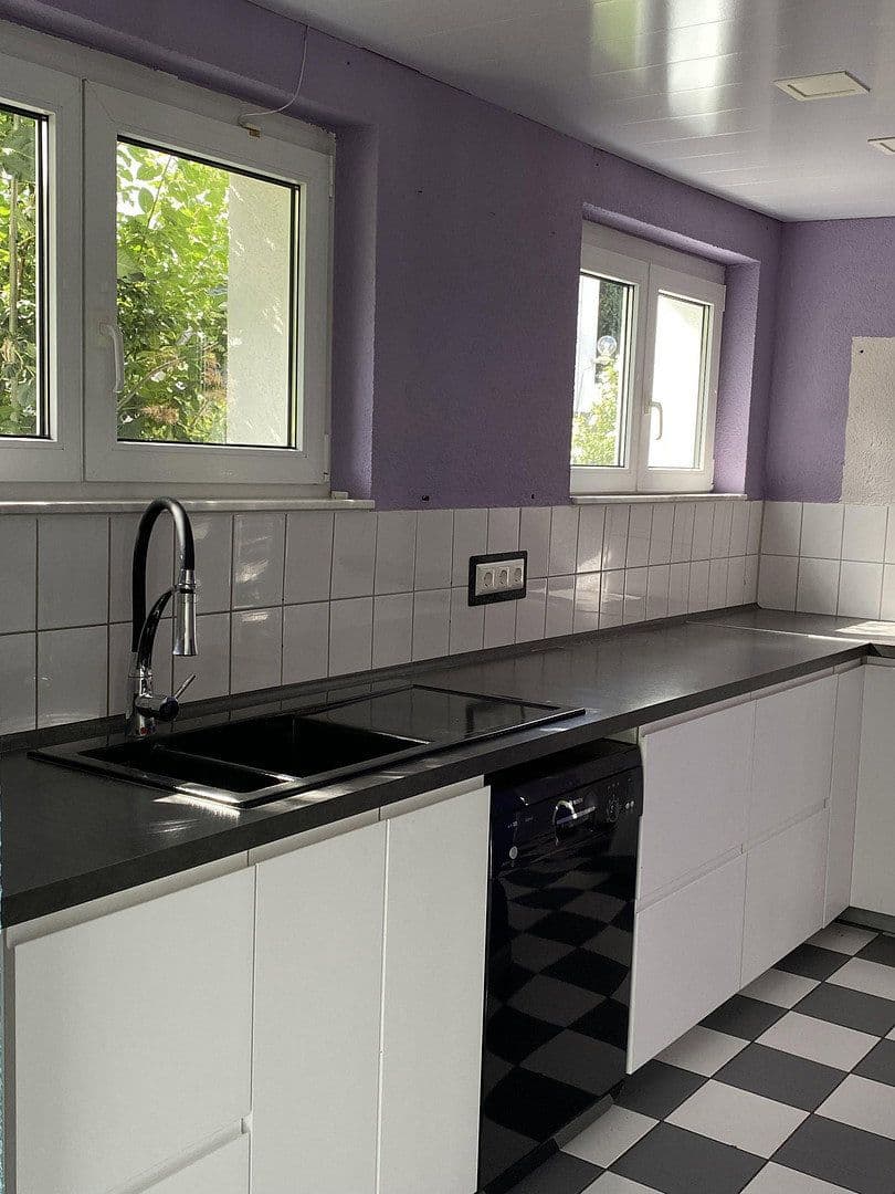 Prodej domu 140 m², pozemek 590 m², Cleebronn, Bádensko-Württembersko Prodej domu 140 m², pozemek 590 m², Cleebronn, Bádensko-Württembersko