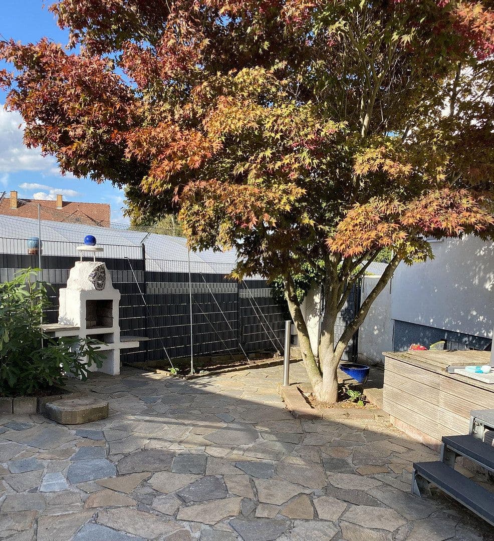Prodej domu 140 m², pozemek 590 m², Cleebronn, Bádensko-Württembersko Prodej domu 140 m², pozemek 590 m², Cleebronn, Bádensko-Württembersko