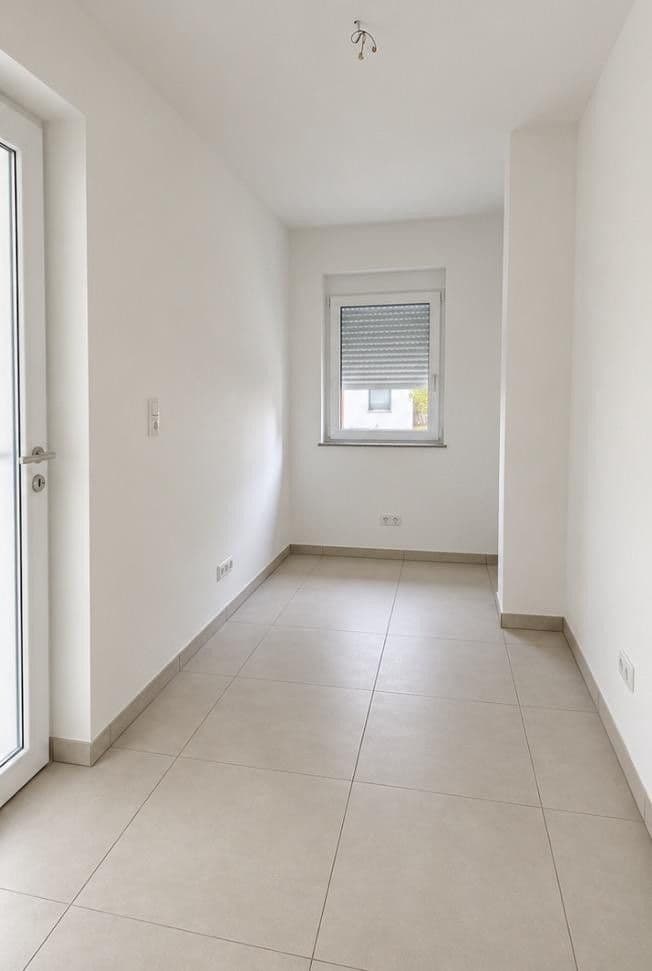 Pronájem bytu 3+kk 94 m², Ernst- Sachs- str. 67, Schweinfurt, Bavorsko Pronájem bytu 3+kk 94 m², Ernst- Sachs- str. 67, Schweinfurt, Bavorsko