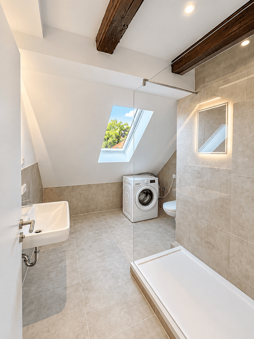 Pronájem bytu 3+1 52 m², Erlangen, Bavorsko Pronájem bytu 3+1 52 m², Erlangen, Bavorsko