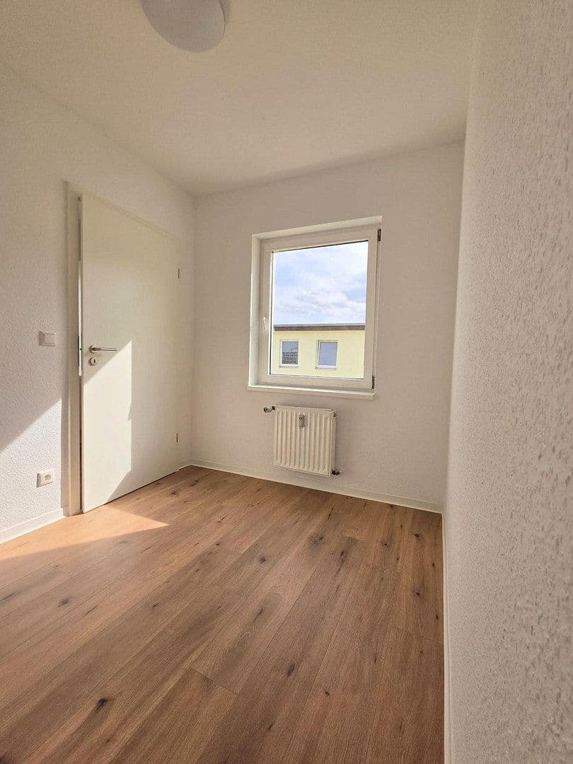 Pronájem bytu 2+1 44 m², Sieverstorstraße 1, Magdeburg, Sasko-Anhaltsko Pronájem bytu 2+1 44 m², Sieverstorstraße 1, Magdeburg, Sasko-Anhaltsko