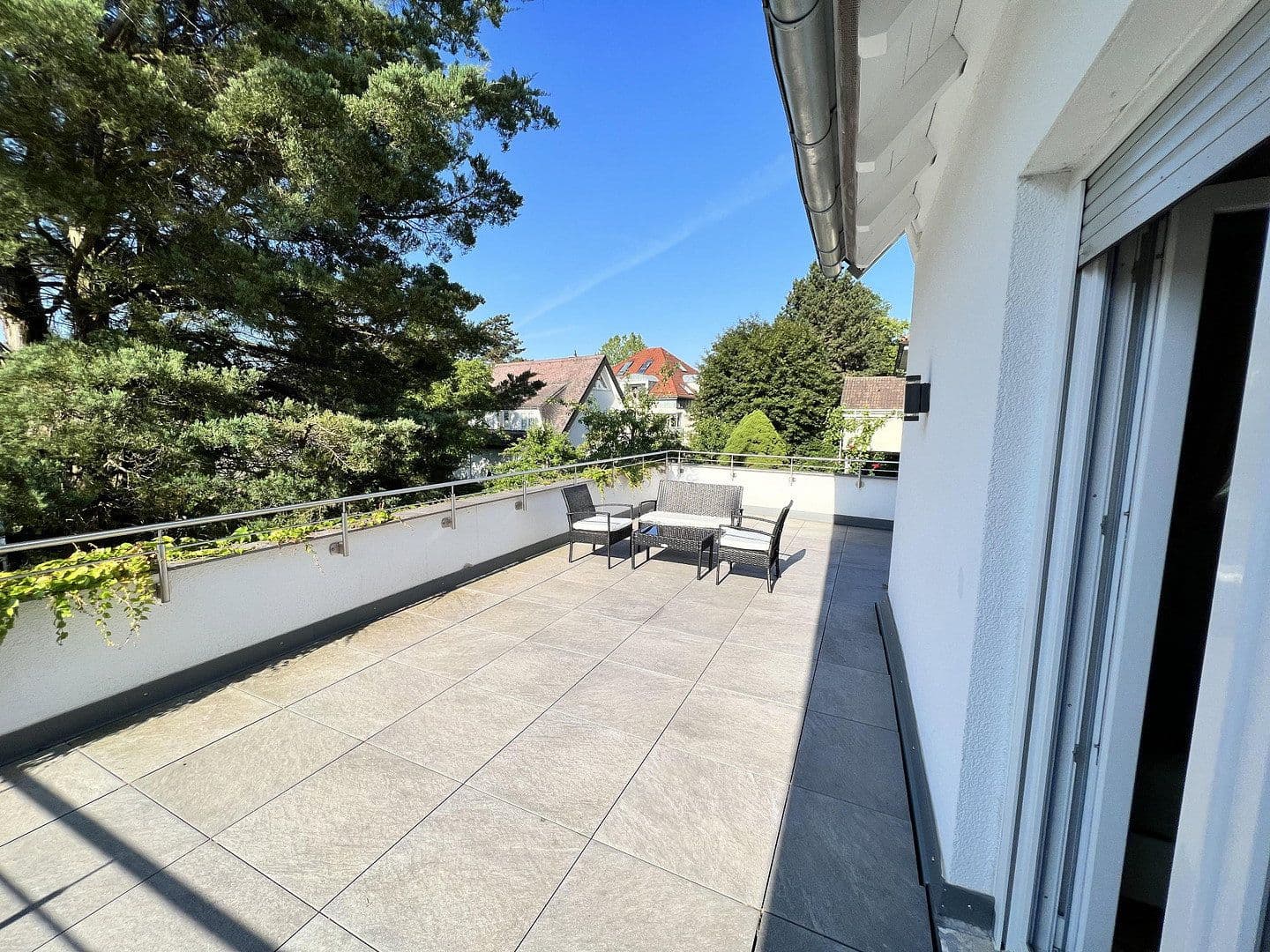 Pronájem bytu 4+1 100 m², Öchslinstraße 22, Göppingen, Bádensko-Württembersko Pronájem bytu 4+1 100 m², Öchslinstraße 22, Göppingen, Bádensko-Württembersko