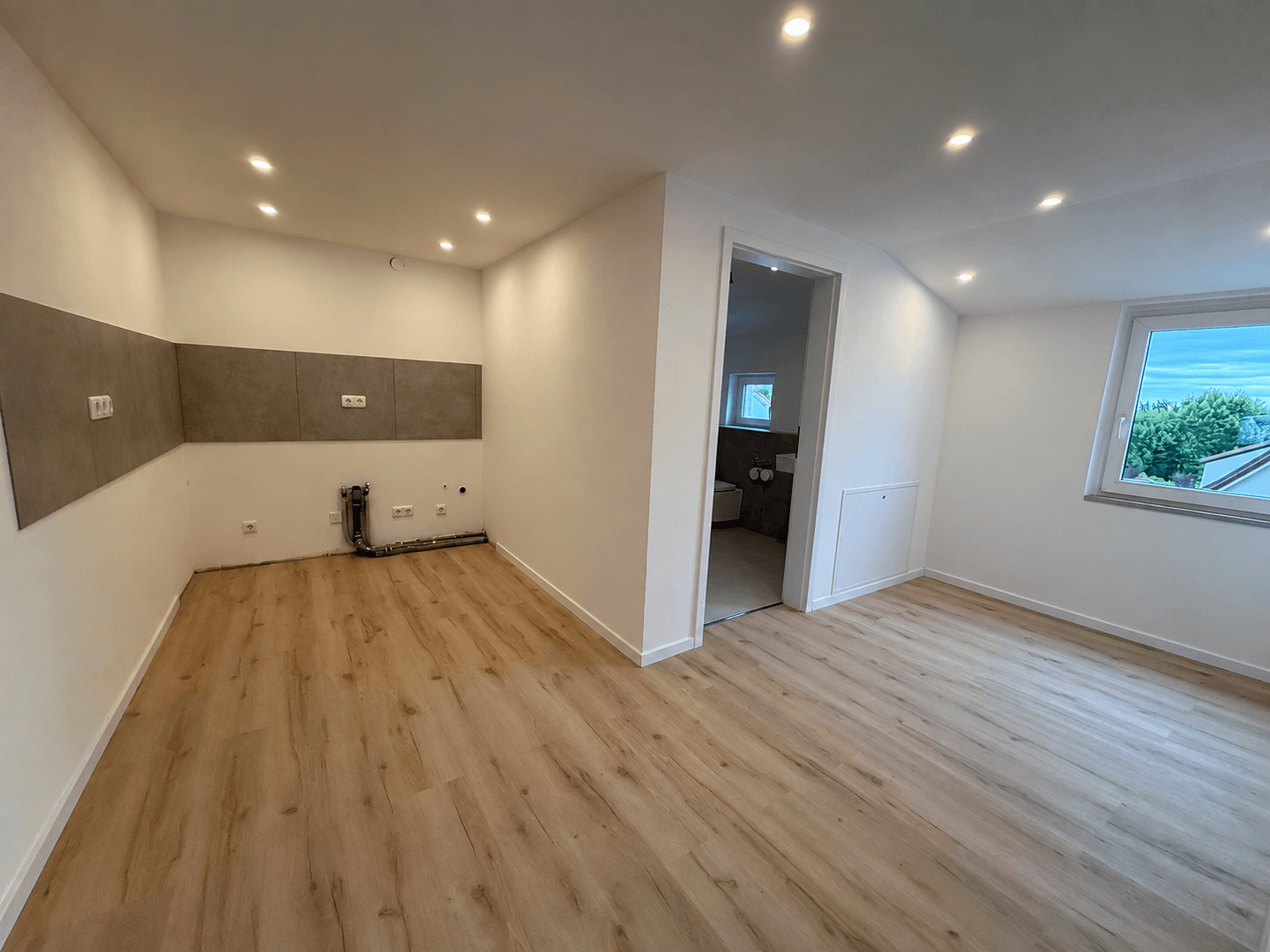 Pronájem bytu 4+1 115 m², Schweinfurt, Bavorsko Pronájem bytu 4+1 115 m², Schweinfurt, Bavorsko