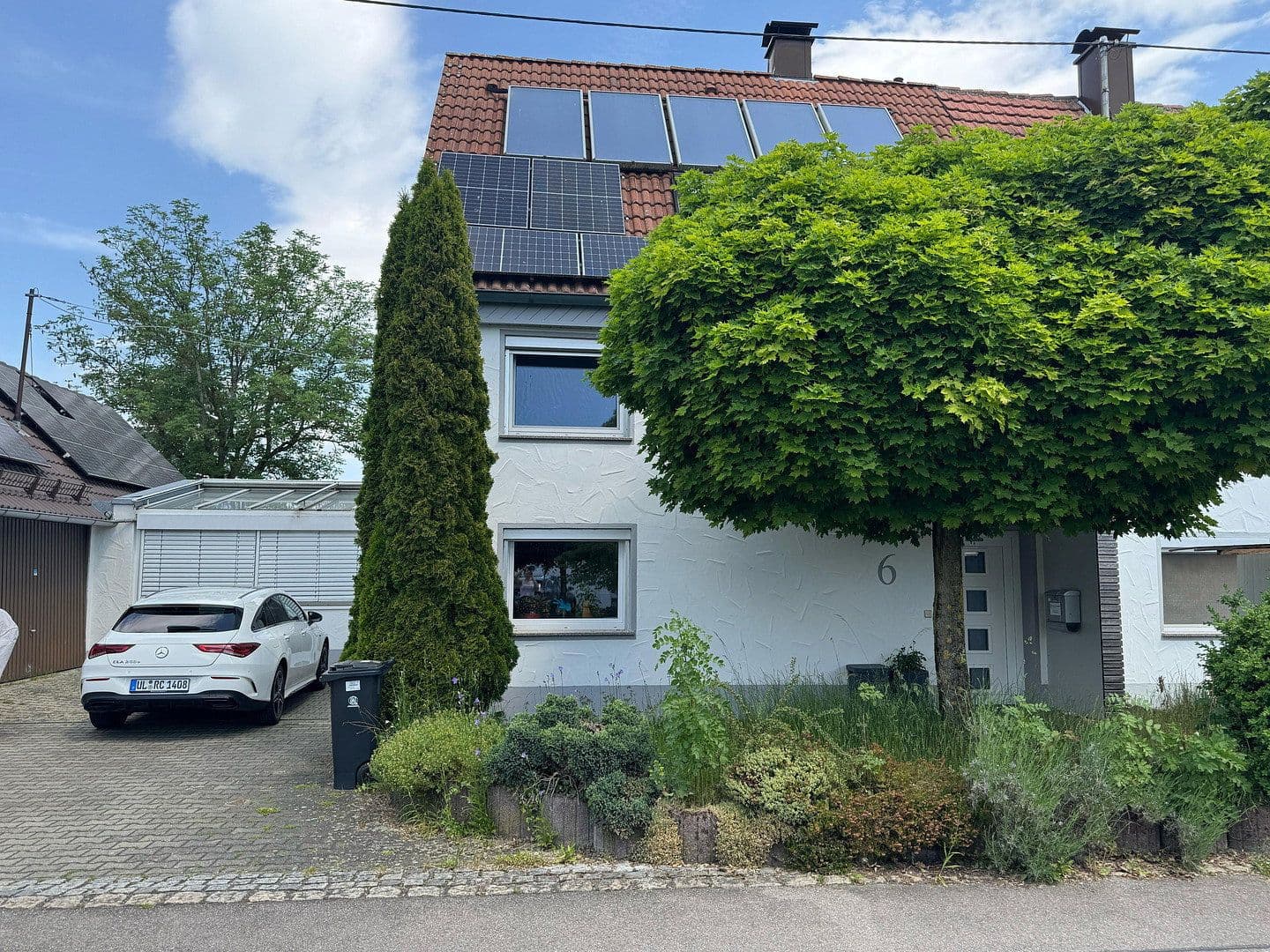 Prodej domu 164 m², pozemek 397 m², Ehingen (Donau), Bádensko-Württembersko Prodej domu 164 m², pozemek 397 m², Ehingen (Donau), Bádensko-Württembersko