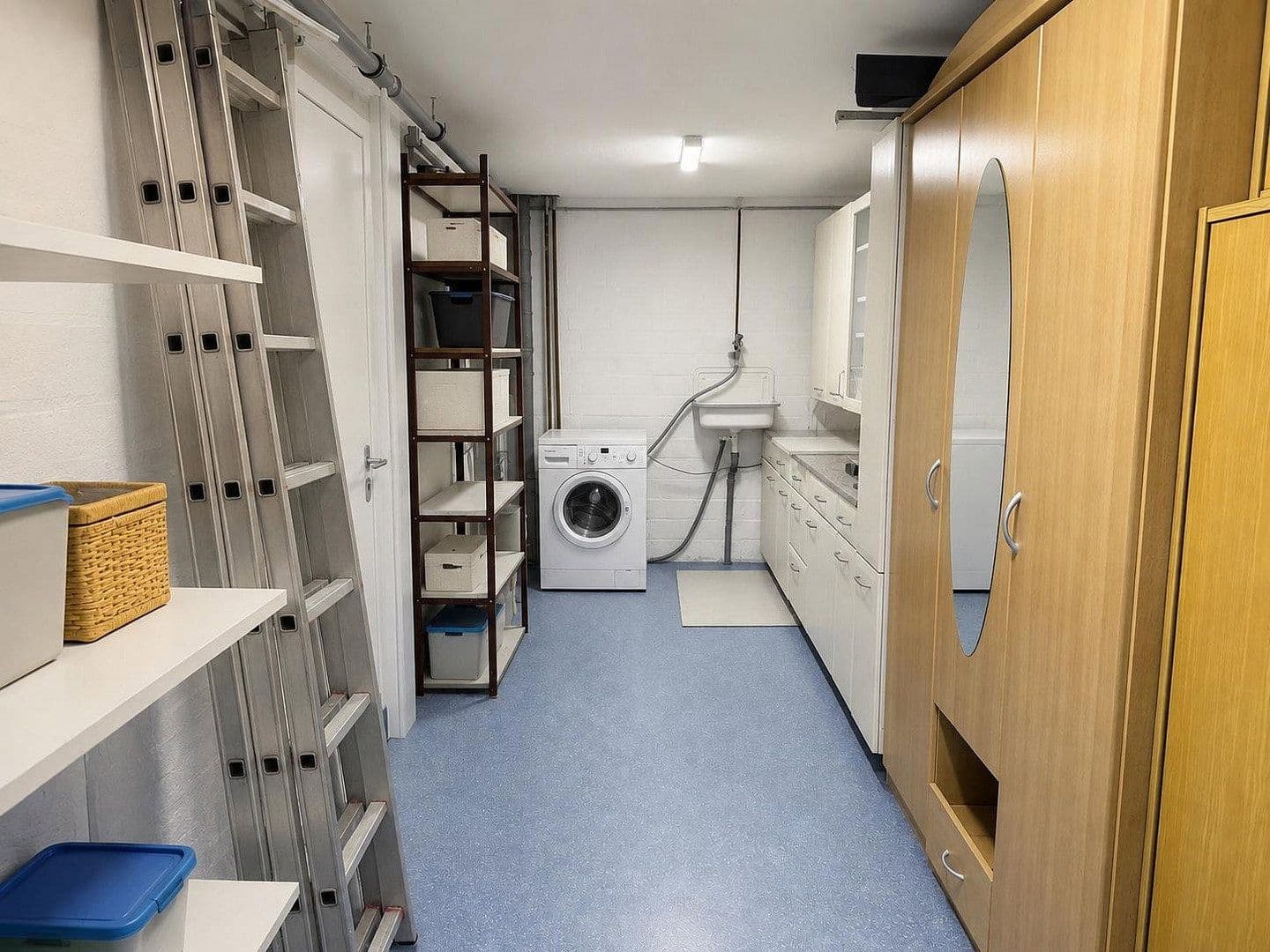 Prodej domu 125 m², pozemek 348 m², Berlin, Berlín Prodej domu 125 m², pozemek 348 m², Berlin, Berlín