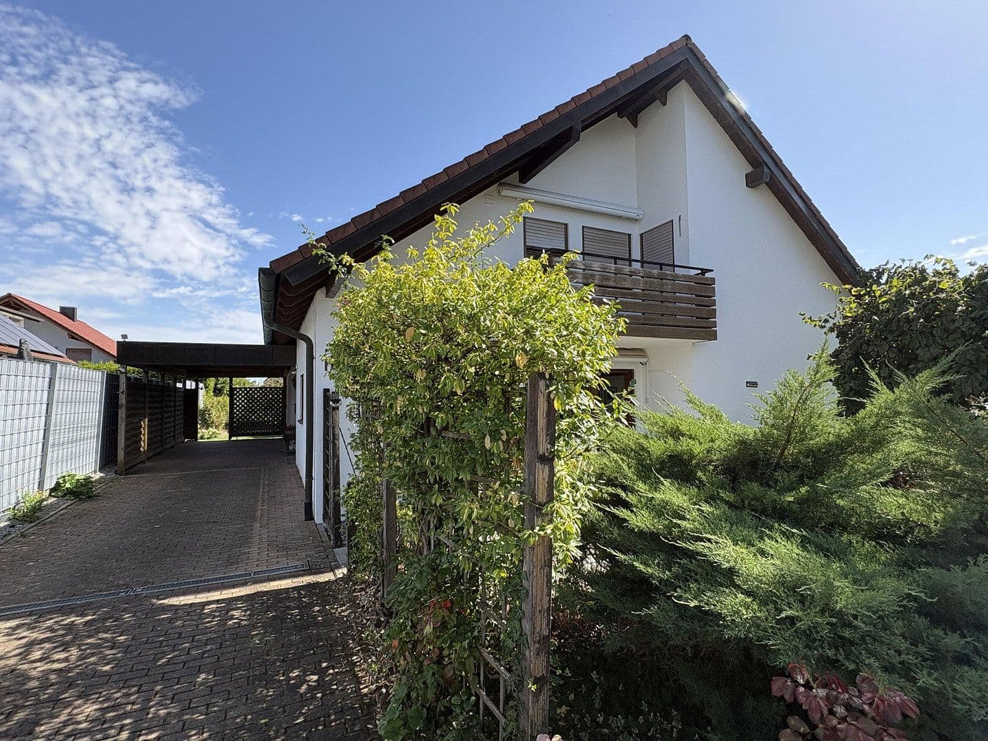 Prodej domu 265 m², pozemek 666 m², Bad Rappenau, Bádensko-Württembersko Prodej domu 265 m², pozemek 666 m², Bad Rappenau, Bádensko-Württembersko