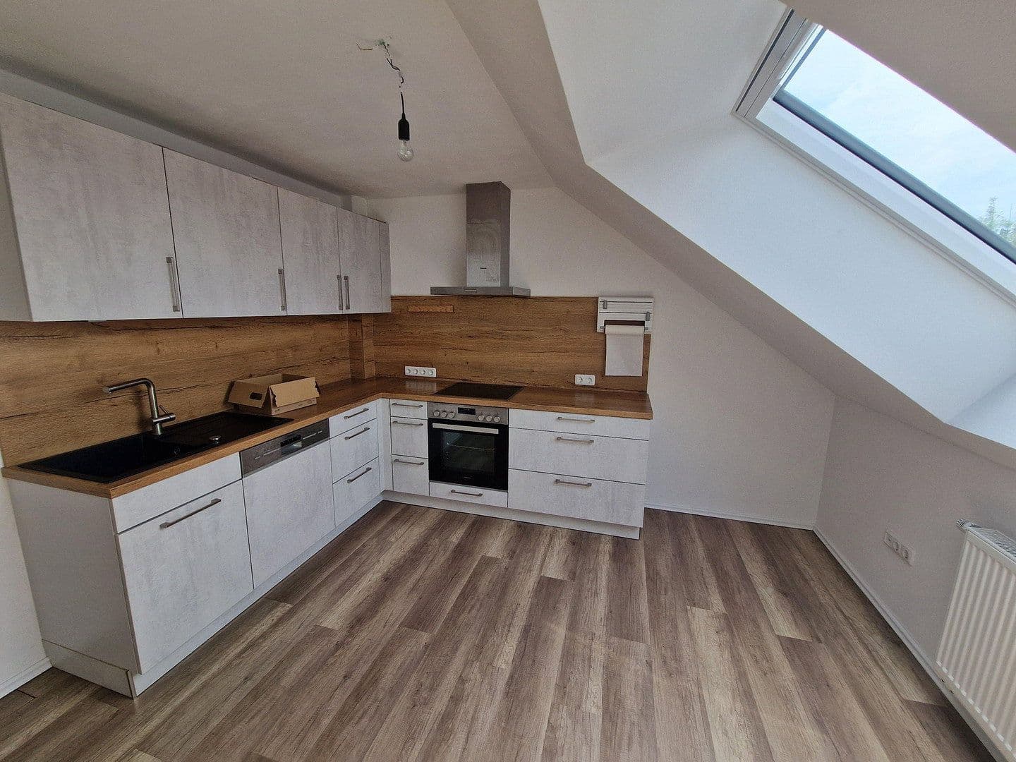 Pronájem bytu 3+1 73 m², Diedorf, Bavorsko Pronájem bytu 3+1 73 m², Diedorf, Bavorsko