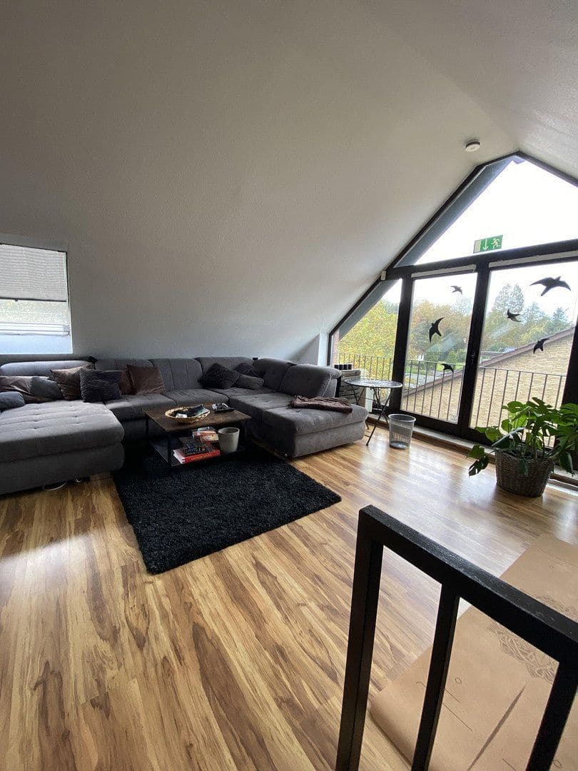 Pronájem bytu 2+1 70 m², Ratingen, Severní Porýní-Vestfálsko Pronájem bytu 2+1 70 m², Ratingen, Severní Porýní-Vestfálsko