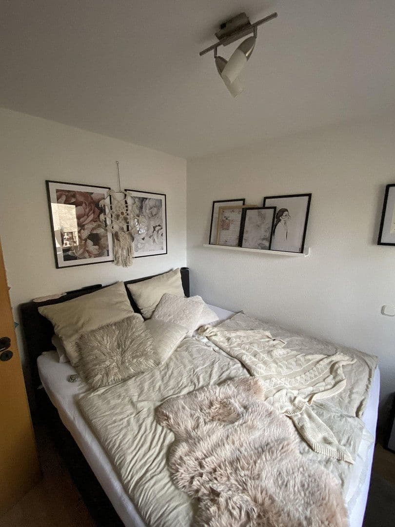 Pronájem bytu 2+1 70 m², Ratingen, Severní Porýní-Vestfálsko Pronájem bytu 2+1 70 m², Ratingen, Severní Porýní-Vestfálsko