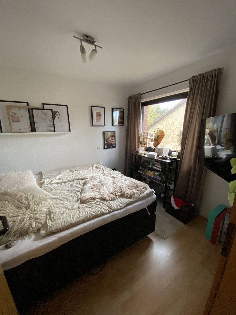 Pronájem bytu 2+1 70 m², Ratingen, Severní Porýní-Vestfálsko Pronájem bytu 2+1 70 m², Ratingen, Severní Porýní-Vestfálsko