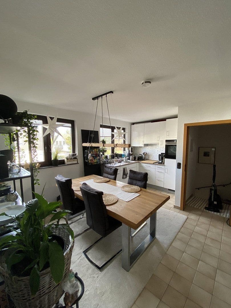 Pronájem bytu 2+1 70 m², Ratingen, Severní Porýní-Vestfálsko Pronájem bytu 2+1 70 m², Ratingen, Severní Porýní-Vestfálsko