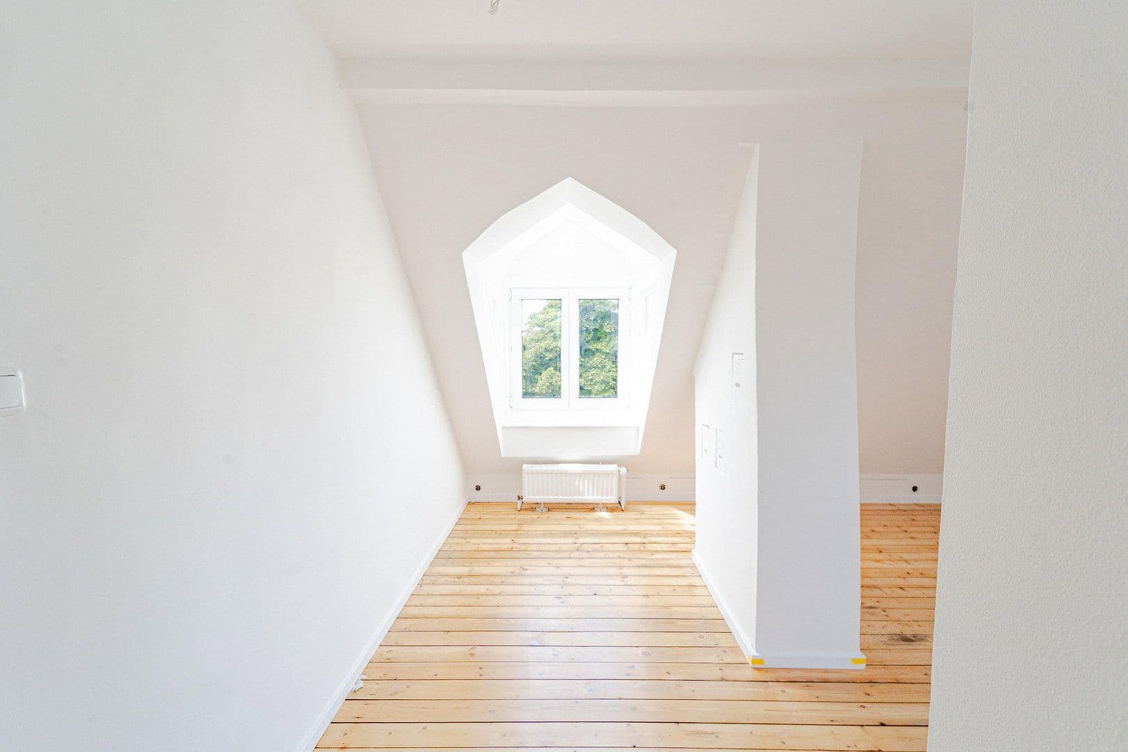 Prodej domu 266 m², pozemek 1.404 m², Schwartauer Allee 121, , Schwartauer Allee 121a, Lübeck, Šlesvicko-Holštýnsko Prodej domu 266 m², pozemek 1.404 m², Schwartauer Allee 121, , Schwartauer Allee 121a, Lübeck, Šlesvicko-Holštýnsko