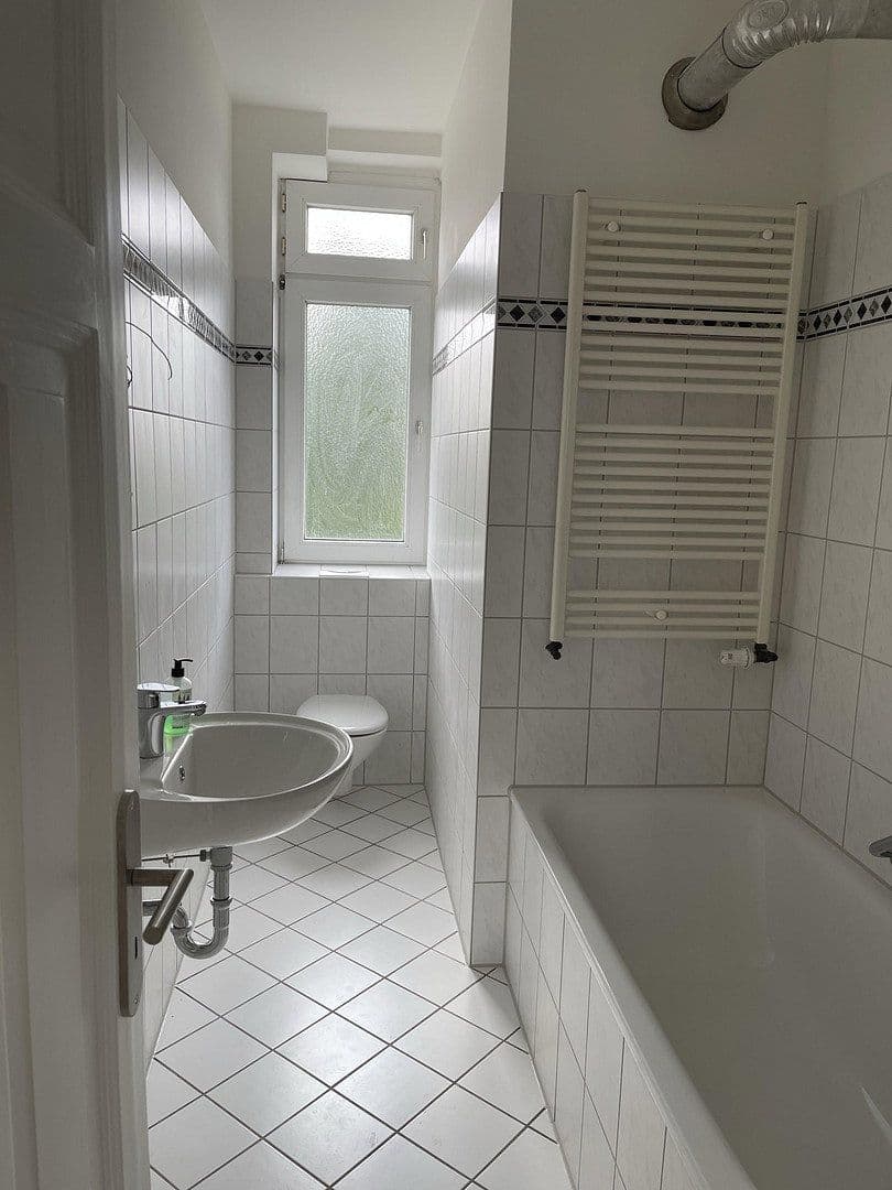 Prodej domu 266 m², pozemek 1.404 m², Schwartauer Allee 121, , Schwartauer Allee 121a, Lübeck, Šlesvicko-Holštýnsko Prodej domu 266 m², pozemek 1.404 m², Schwartauer Allee 121, , Schwartauer Allee 121a, Lübeck, Šlesvicko-Holštýnsko