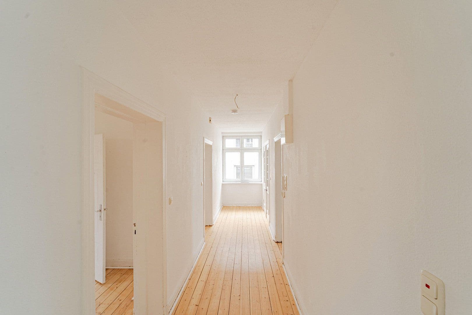 Prodej domu 266 m², pozemek 1.404 m², Schwartauer Allee 121, , Schwartauer Allee 121a, Lübeck, Šlesvicko-Holštýnsko Prodej domu 266 m², pozemek 1.404 m², Schwartauer Allee 121, , Schwartauer Allee 121a, Lübeck, Šlesvicko-Holštýnsko
