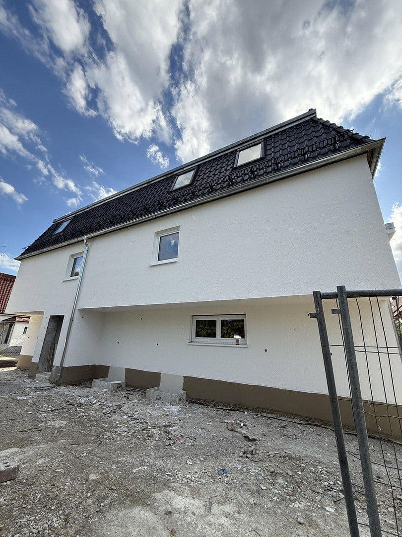 Pronájem bytu 2+1 53 m², Freisinger Weg 35, Neufahrn b. Freising, Bavorsko Pronájem bytu 2+1 53 m², Freisinger Weg 35, Neufahrn b. Freising, Bavorsko