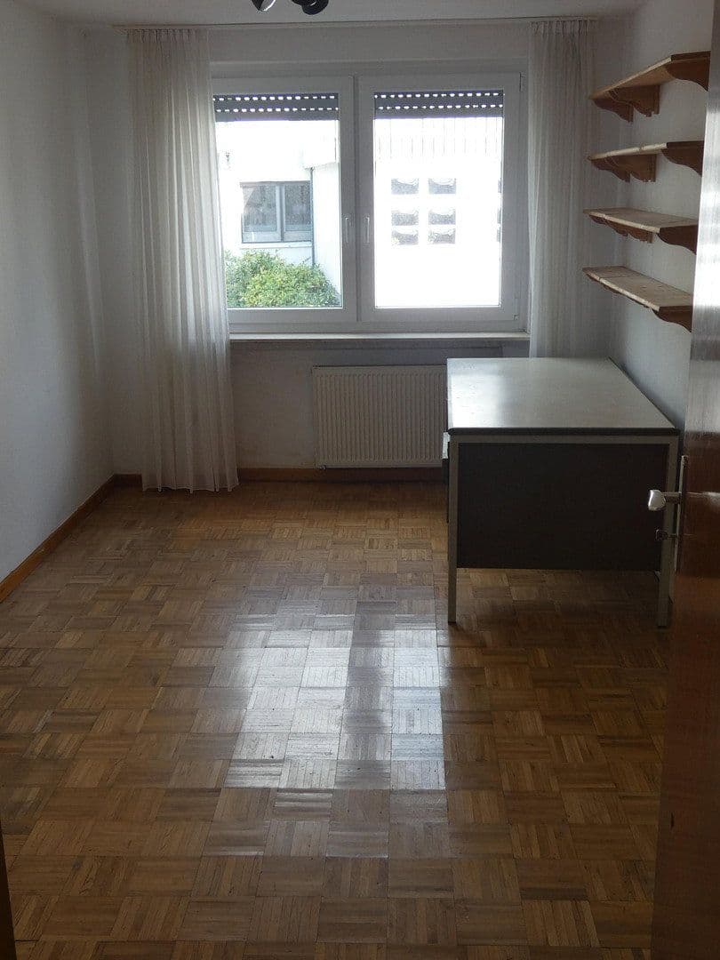 Prodej domu 279 m², pozemek 778 m², Jägerstraße 11, Warstein, Severní Porýní-Vestfálsko Prodej domu 279 m², pozemek 778 m², Jägerstraße 11, Warstein, Severní Porýní-Vestfálsko