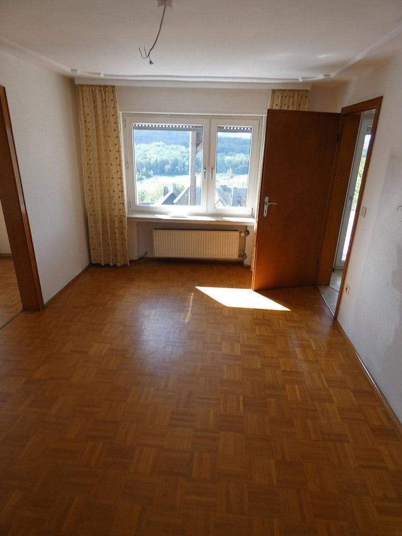 Prodej domu 279 m², pozemek 778 m², Jägerstraße 11, Warstein, Severní Porýní-Vestfálsko Prodej domu 279 m², pozemek 778 m², Jägerstraße 11, Warstein, Severní Porýní-Vestfálsko