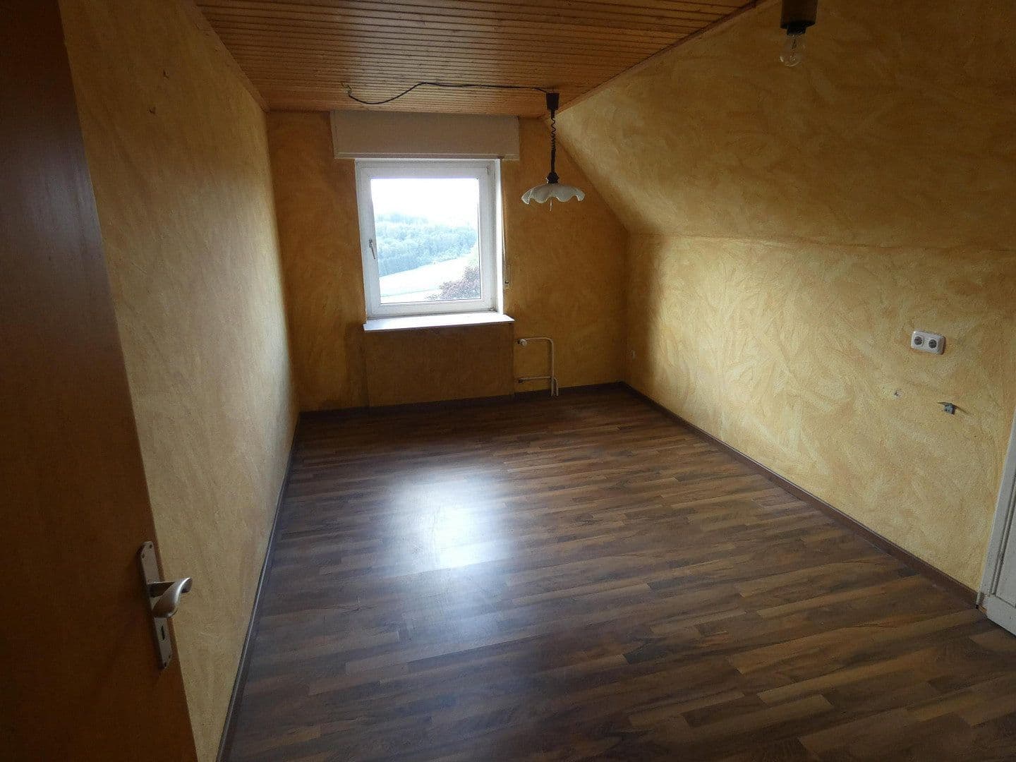 Prodej domu 279 m², pozemek 778 m², Jägerstraße 11, Warstein, Severní Porýní-Vestfálsko Prodej domu 279 m², pozemek 778 m², Jägerstraße 11, Warstein, Severní Porýní-Vestfálsko