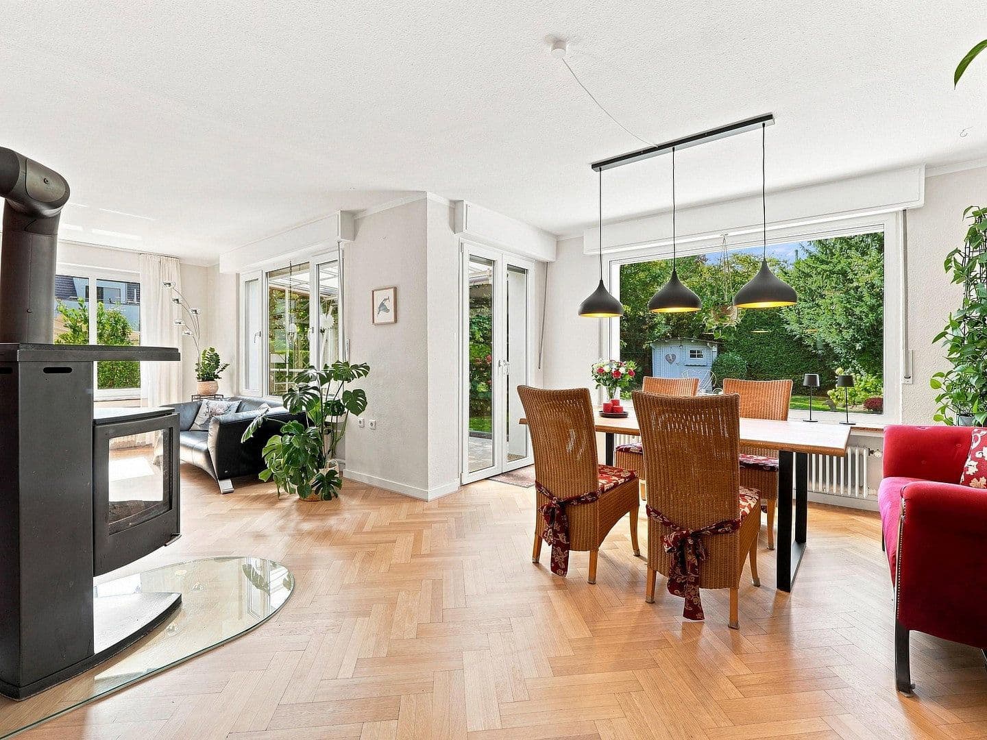 Prodej domu 191 m², pozemek 720 m², Leverkusen, Severní Porýní-Vestfálsko Prodej domu 191 m², pozemek 720 m², Leverkusen, Severní Porýní-Vestfálsko