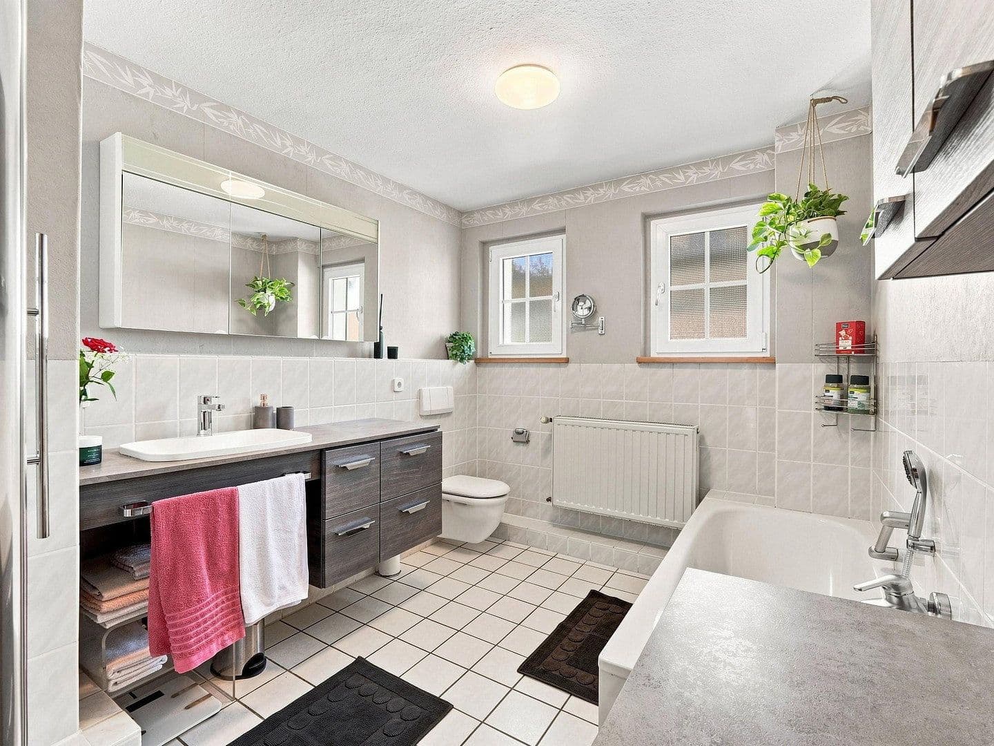 Prodej domu 191 m², pozemek 720 m², Leverkusen, Severní Porýní-Vestfálsko Prodej domu 191 m², pozemek 720 m², Leverkusen, Severní Porýní-Vestfálsko