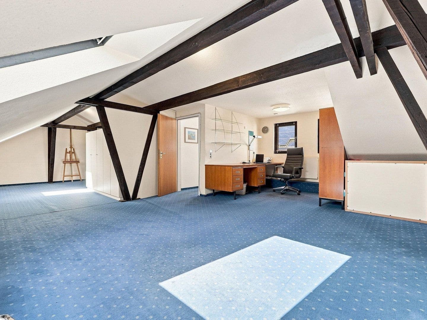 Prodej domu 191 m², pozemek 720 m², Leverkusen, Severní Porýní-Vestfálsko Prodej domu 191 m², pozemek 720 m², Leverkusen, Severní Porýní-Vestfálsko