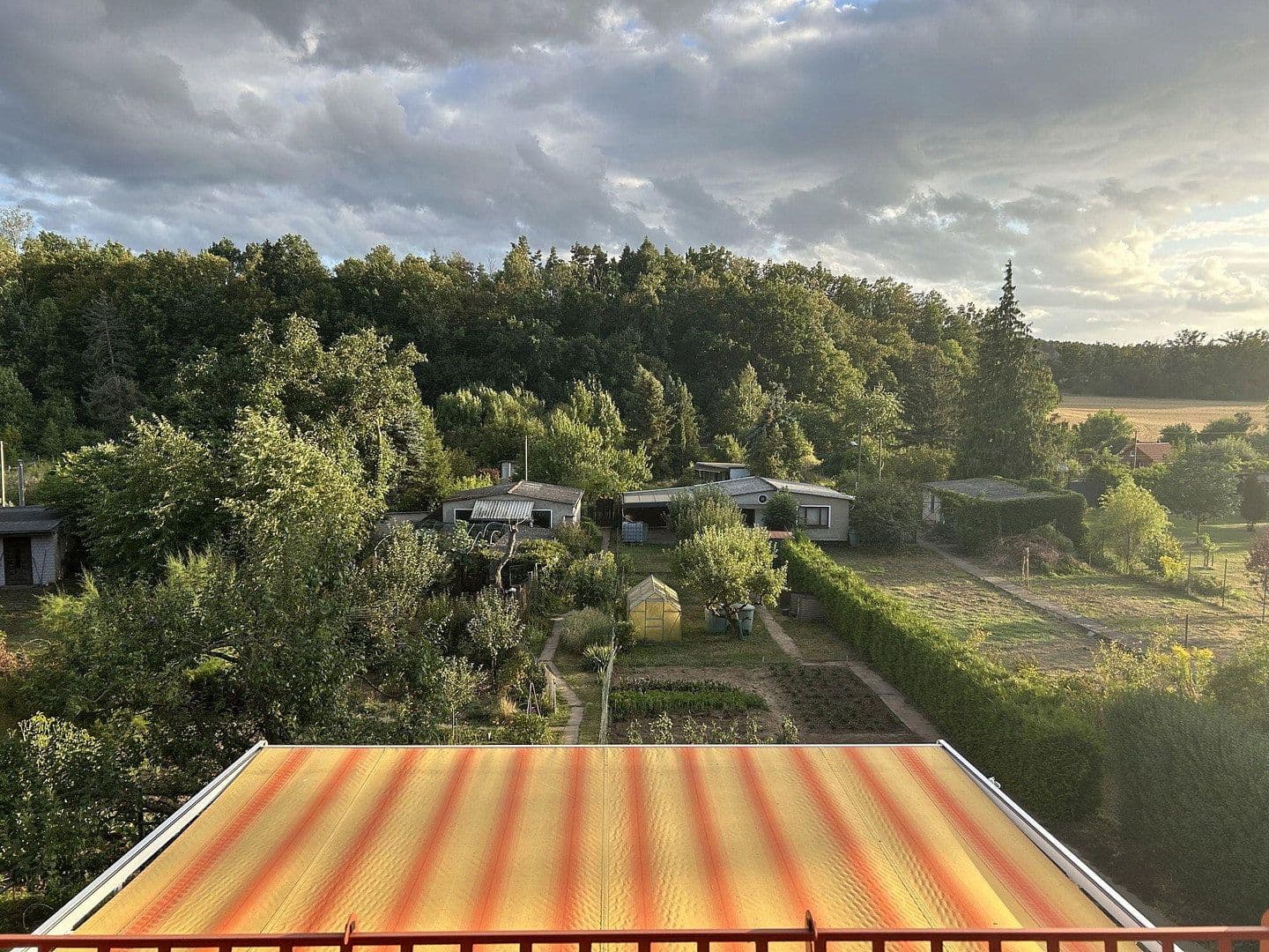 Prodej domu 165 m², pozemek 902 m², Bornholzweg 10, Quedlinburg, Sasko-Anhaltsko Prodej domu 165 m², pozemek 902 m², Bornholzweg 10, Quedlinburg, Sasko-Anhaltsko