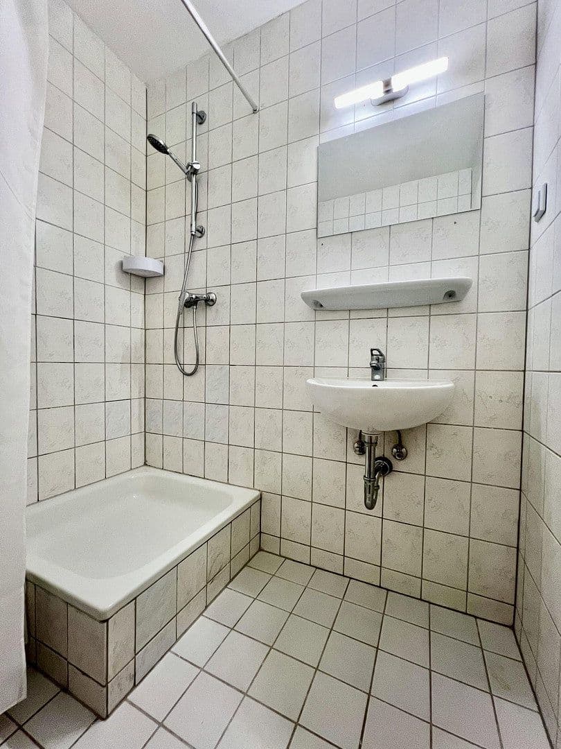 Prodej bytu 1+1 26 m², Saarbrücken, Země Sársko Prodej bytu 1+1 26 m², Saarbrücken, Země Sársko