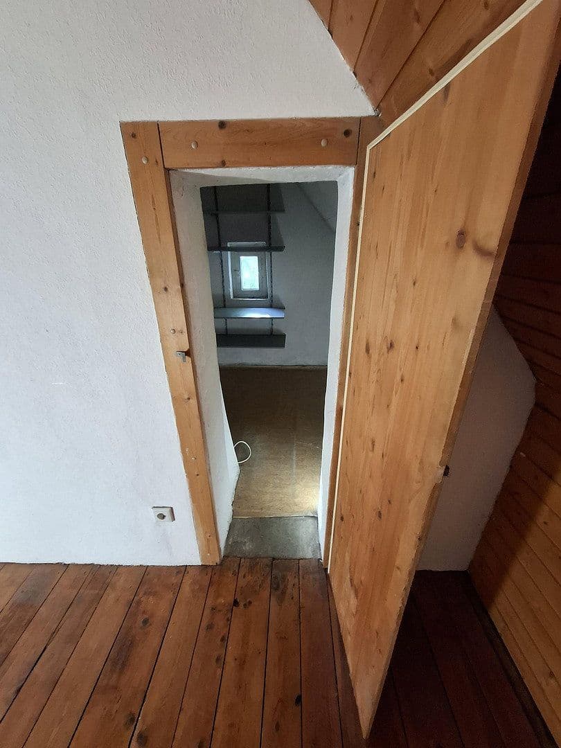 Prodej domu 100 m², pozemek 540 m², Nürnberg, Bavorsko Prodej domu 100 m², pozemek 540 m², Nürnberg, Bavorsko
