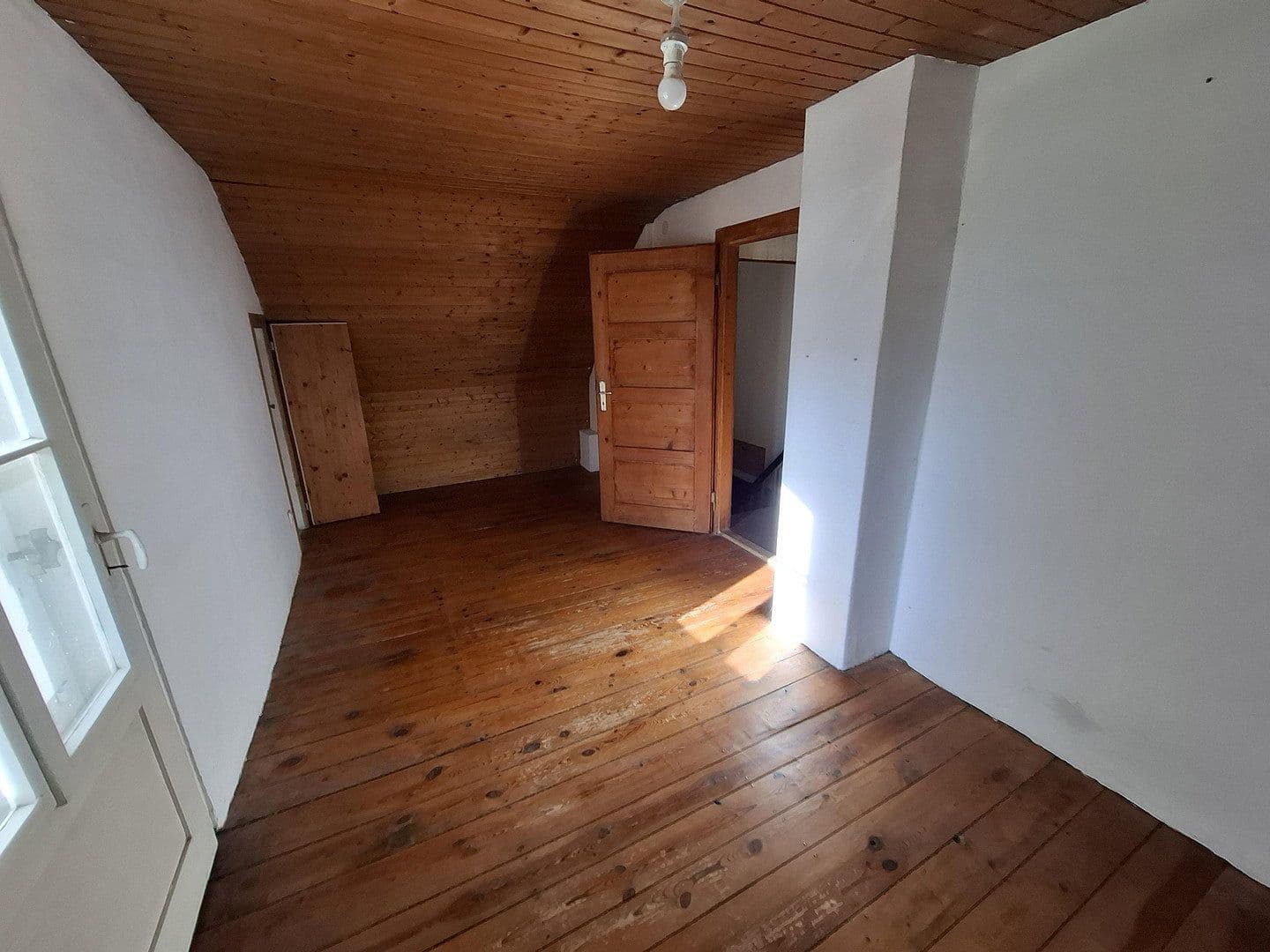 Prodej domu 100 m², pozemek 540 m², Nürnberg, Bavorsko Prodej domu 100 m², pozemek 540 m², Nürnberg, Bavorsko